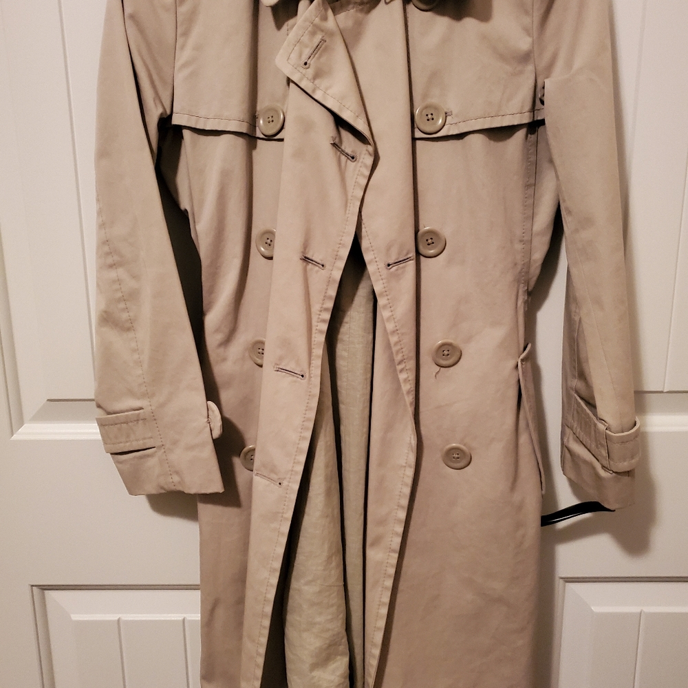 Trench coat